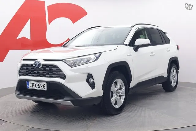 Toyota RAV4 2,5 Hybrid Active Edition - PLUS-PAKETTI / HELMIÄISVALKOINEN / TAKUU / MERKKIHUOLLETTU / TUTKAT / NAVI YMS Image 1